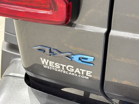 Used 2022 Jeep Wrangler Unlimited Rubicon 4xe w/ Cold Weather Group AWD/4WD image 41