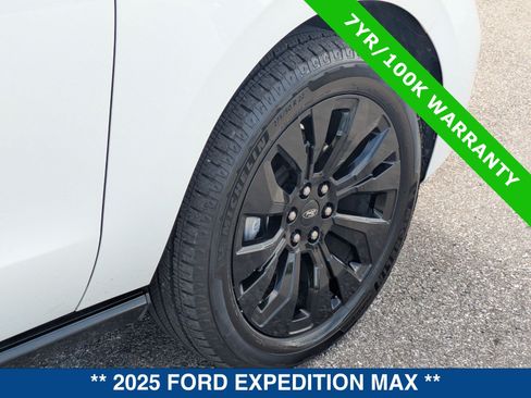 Certified 2025 Ford Expedition Max Platinum w/ Stealth Appearance Package AWD/4WD image 13