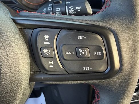 Used 2024 Jeep Wrangler Unlimited Rubicon image 19