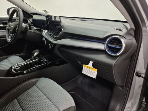 New 2026 Chevrolet Trax LT image 30