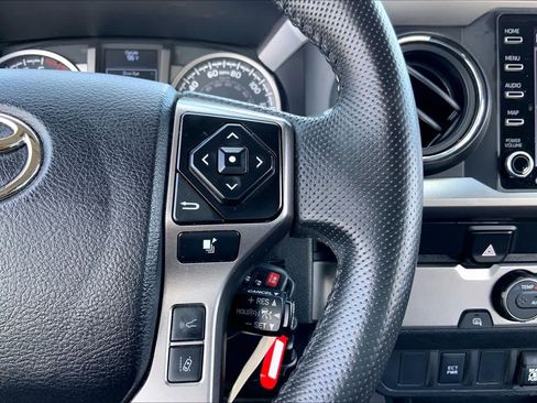 Used 2022 Toyota Tacoma SR5 RWD image 24
