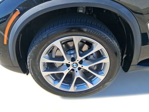 Certified 2023 BMW X5 xDrive40i w/ Premium Package image 11