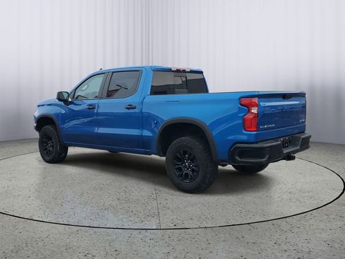 Used 2023 Chevrolet Silverado 1500 ZR2 image 4