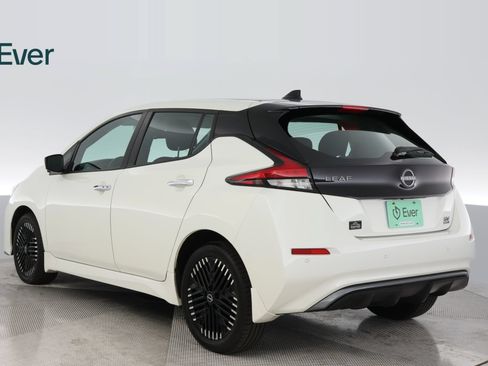 Used 2024 Nissan Leaf SV Plus FWD image 17