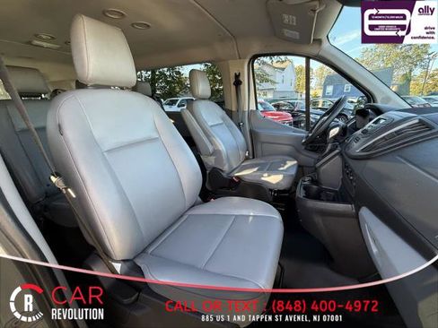 Used 2019 Ford Transit 150 XL image 37