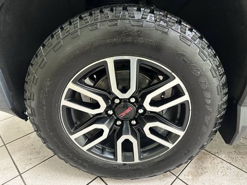 Used 2019 GMC Sierra 1500 AT4 w/ AT4 Premium Package image 20