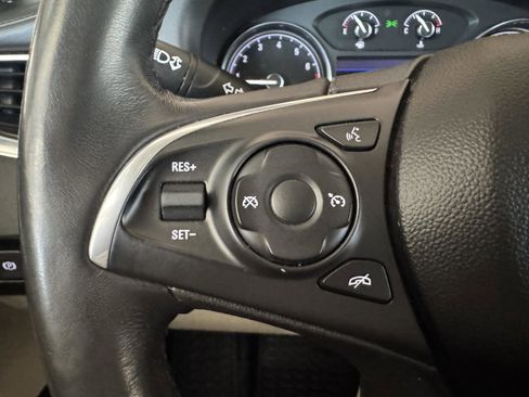 Used 2021 Buick Enclave Essence w/ Sound and Sites Package image 19