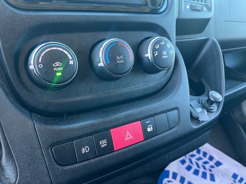 Used 2014 RAM ProMaster 2500 w/ Interior Convenience Group image 30