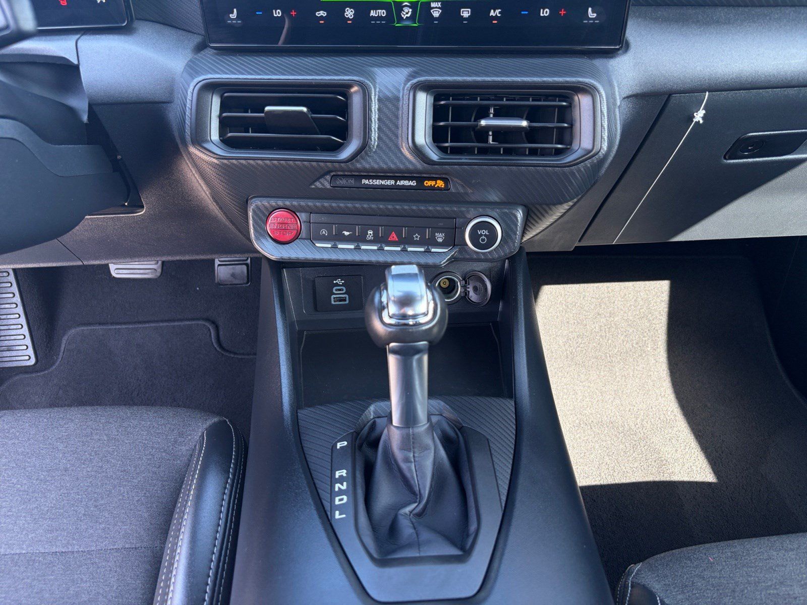 Used 2024 Ford Mustang Coupe RWD image 18