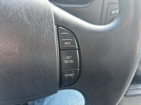 Used 2006 Ford F350 XL image 17