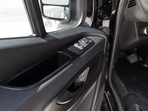 Used 2019 Mercedes-Benz Sprinter 3500 image 22