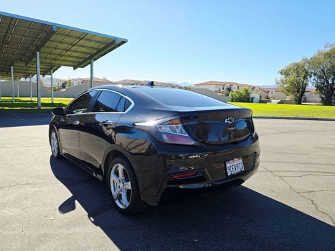 Used 2019 Chevrolet Volt LT image 6