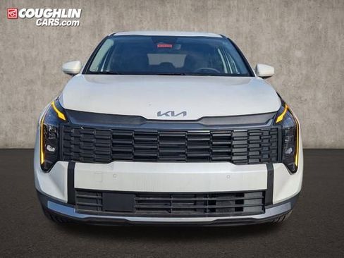 New 2026 Kia Sportage LX FWD image 2