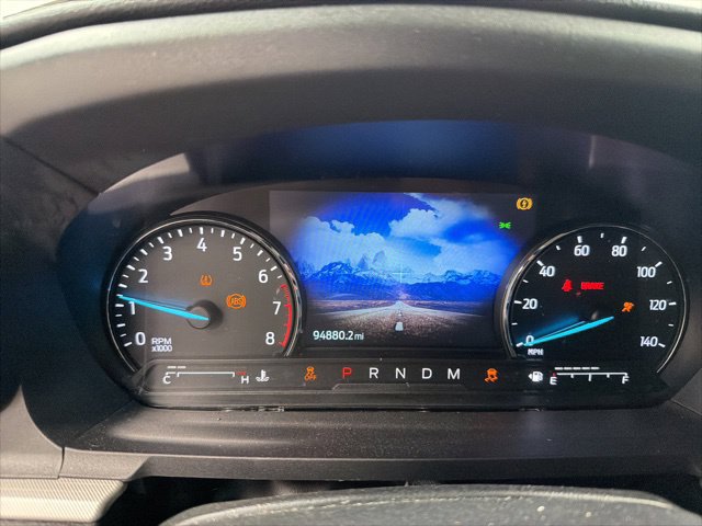 Used 2020 Ford Explorer XLT w/ Equipment Group 202A AWD/4WD image 8