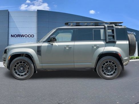 Used 2025 Land Rover Defender 110 AWD/4WD image 7