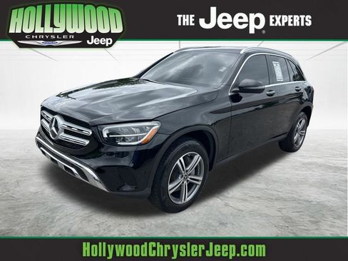 Used 2022 Mercedes-Benz GLC 300 image 1