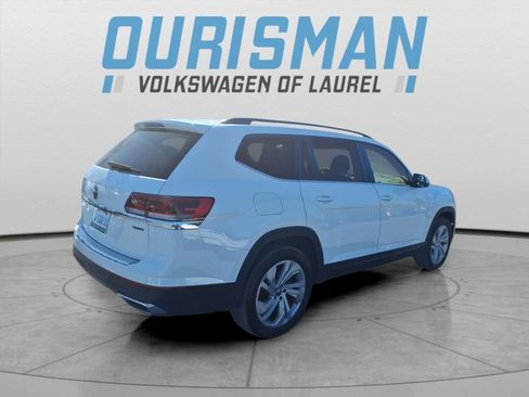 Used 2023 Volkswagen Atlas SE w/ Panoramic Sunroof Package image 6
