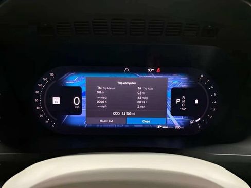 Used 2024 Volvo XC90 B6 Core AWD/4WD image 13