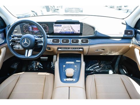 Certified 2024 Mercedes-Benz GLS 450 4MATIC image 11