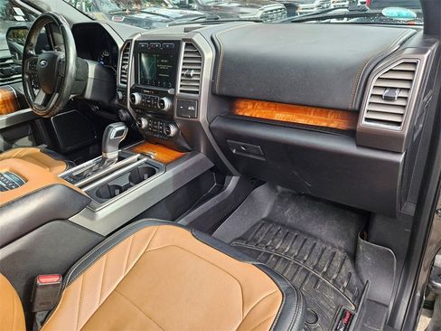 Used 2017 Ford F150 Limited w/ Trailer Tow Package image 19