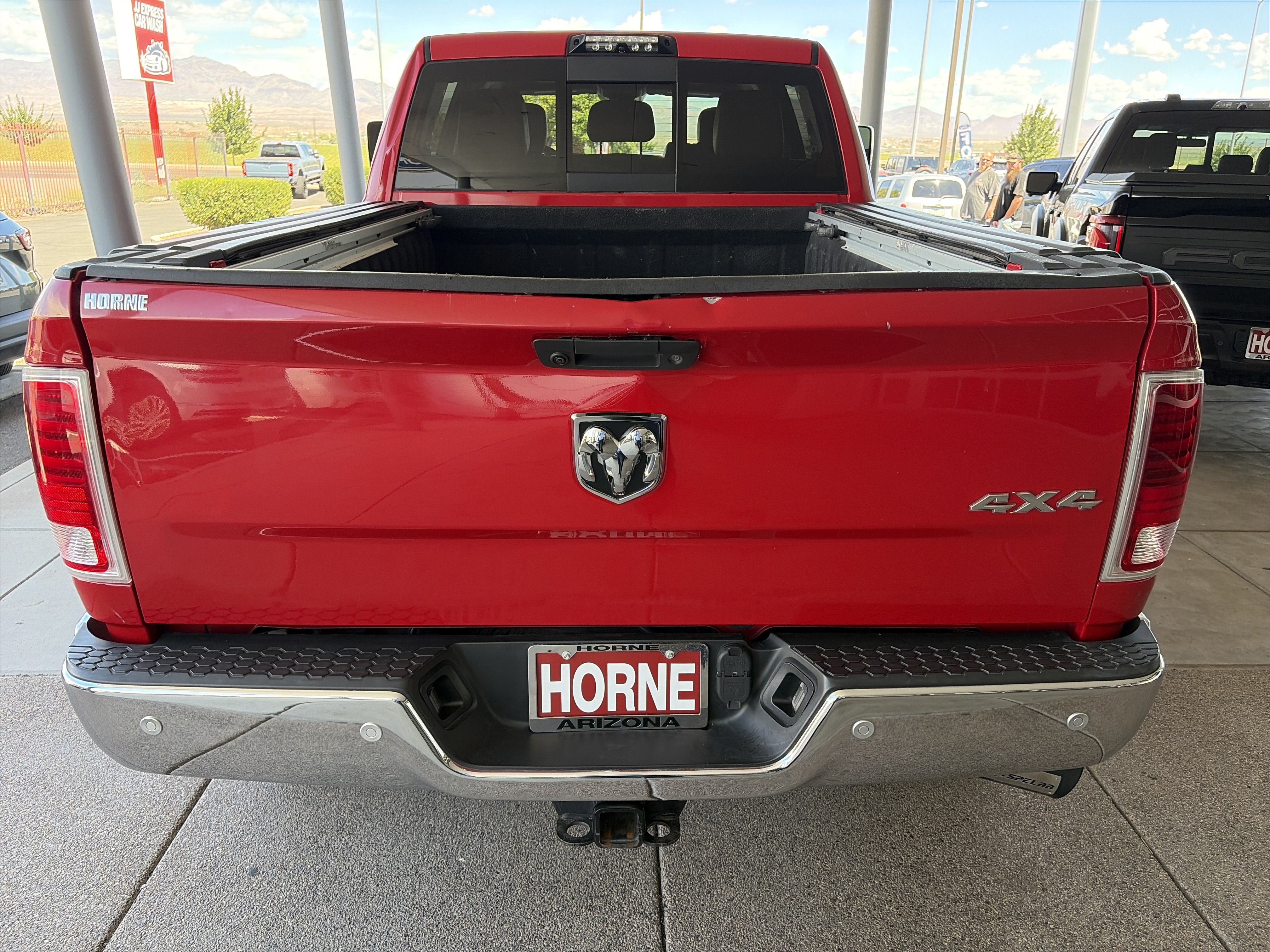 Used 2018 RAM 3500 Laramie Longhorn w/ Cold Weather Group AWD/4WD image 5