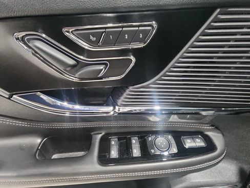 Used 2021 Lincoln Corsair FWD image 22