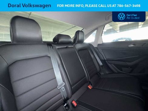 Certified 2024 Volkswagen Jetta SE w/ Panoramic Sunroof Package FWD image 26
