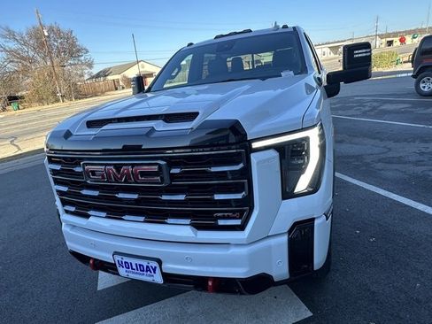 New 2026 GMC Sierra 2500 AT4 w/ AT4 Premium Plus Package image 13