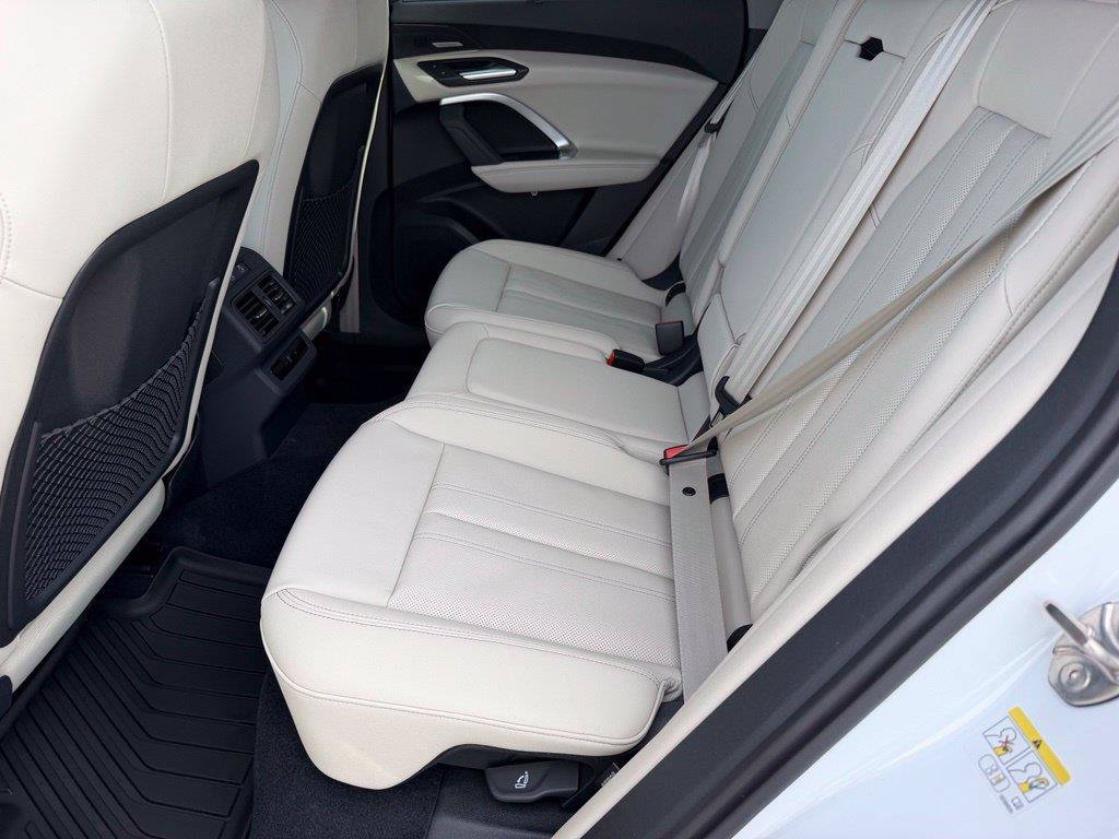 New 2026 Audi Q5 Premium Plus AWD/4WD image 11
