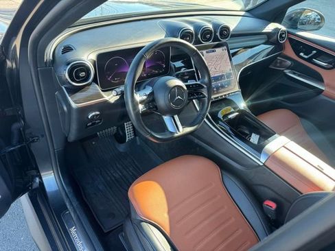 Used 2024 Mercedes-Benz GLC 300 4MATIC image 21