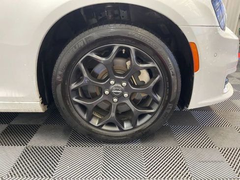 Used 2023 Chrysler 300 Touring L w/ Popular Equipment Group image 21