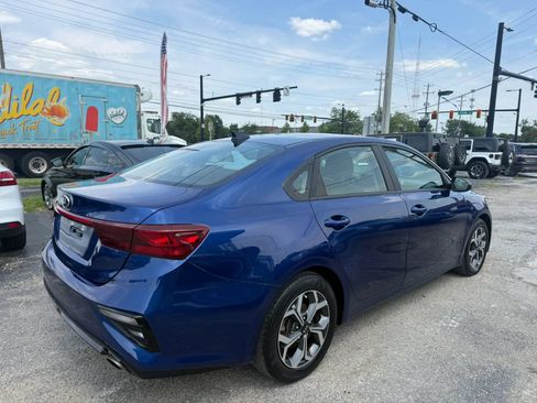 Used 2020 Kia Forte LXS FWD image 6