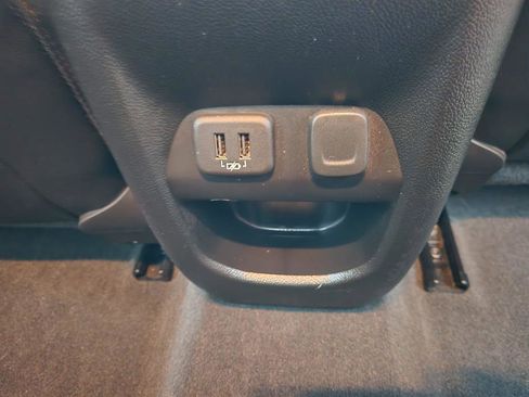 Used 2021 GMC Canyon AT4 w/ Driver Alert Package image 17