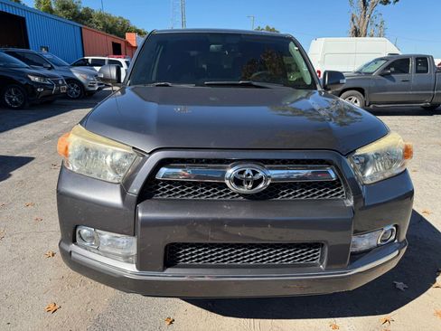 Used 2012 Toyota 4Runner SR5 AWD/4WD image 7