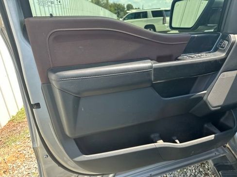 Used 2022 Ford F150 Lariat AWD/4WD image 11