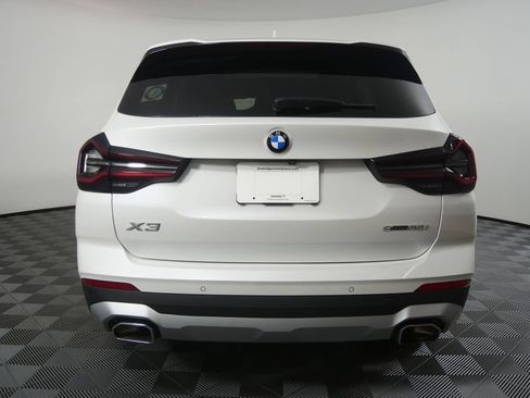 Used 2024 BMW X3 sDrive30i w/ Premium Package RWD image 4