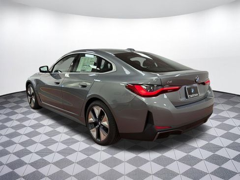 Used 2026 BMW i4 xDrive40i w/ Premium Package AWD/4WD image 3