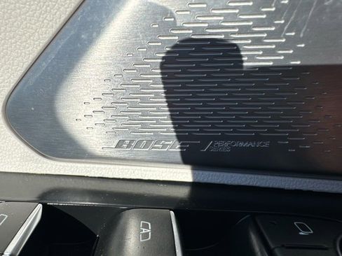 Certified 2024 GMC Acadia Denali w/ Super Cruise Package image 24