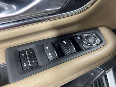 Used 2021 Chevrolet Tahoe Premier AWD/4WD image 13