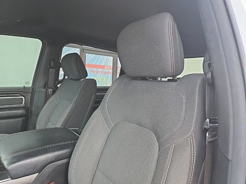 Used 2021 RAM 1500 Big Horn AWD/4WD image 40