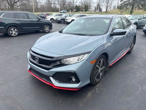 Used 2017 Honda Civic EX image 3