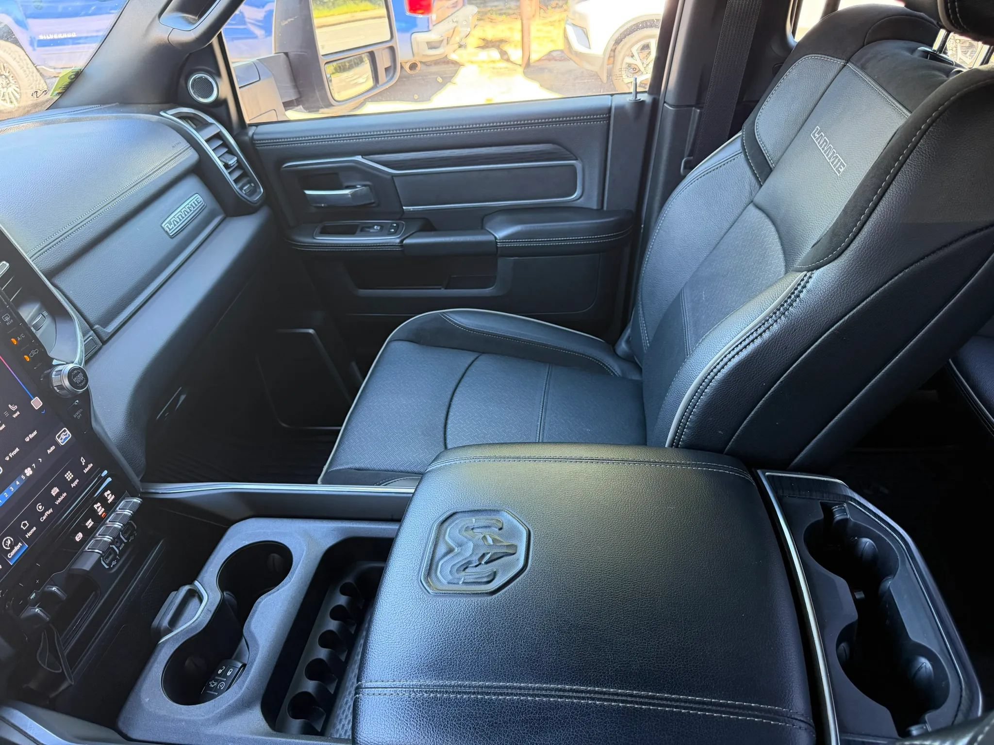 Used 2024 RAM 3500 Laramie w/ Night Edition AWD/4WD image 14
