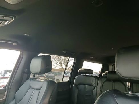 Used 2022 Jeep Wagoneer Series II AWD/4WD image 38