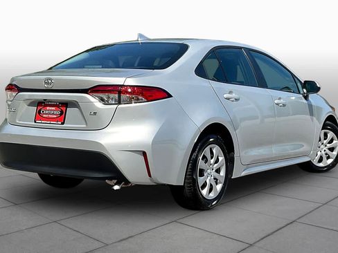 Used 2026 Toyota Corolla LE FWD image 13