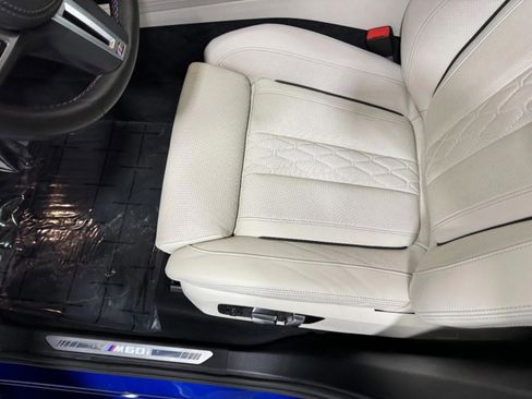 Certified 2025 BMW X7 M60i image 29