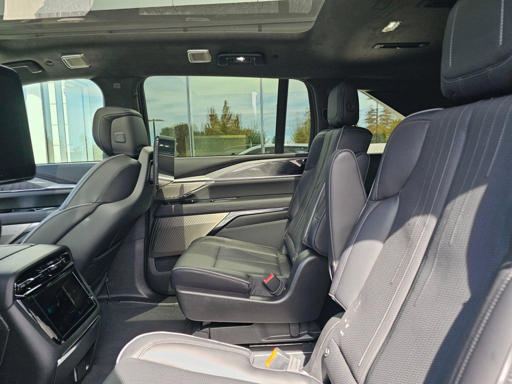 New 2026 Cadillac Escalade IQ Sport 2 AWD/4WD image 19