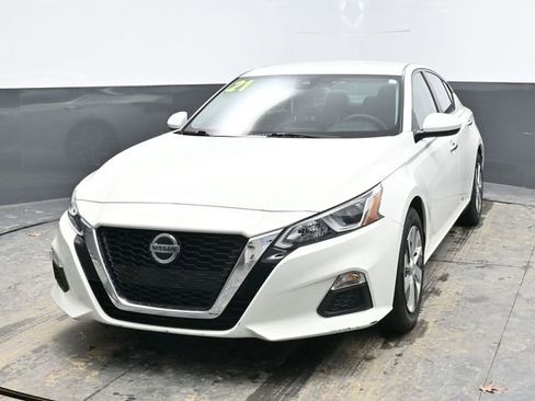 Used 2021 Nissan Altima 2.5 S image 2