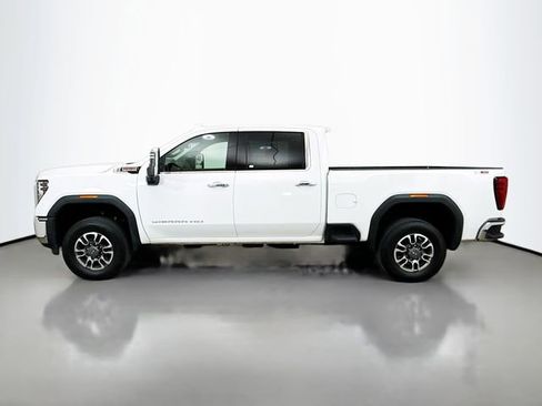 Used 2025 GMC Sierra 2500 SLT AWD/4WD image 6