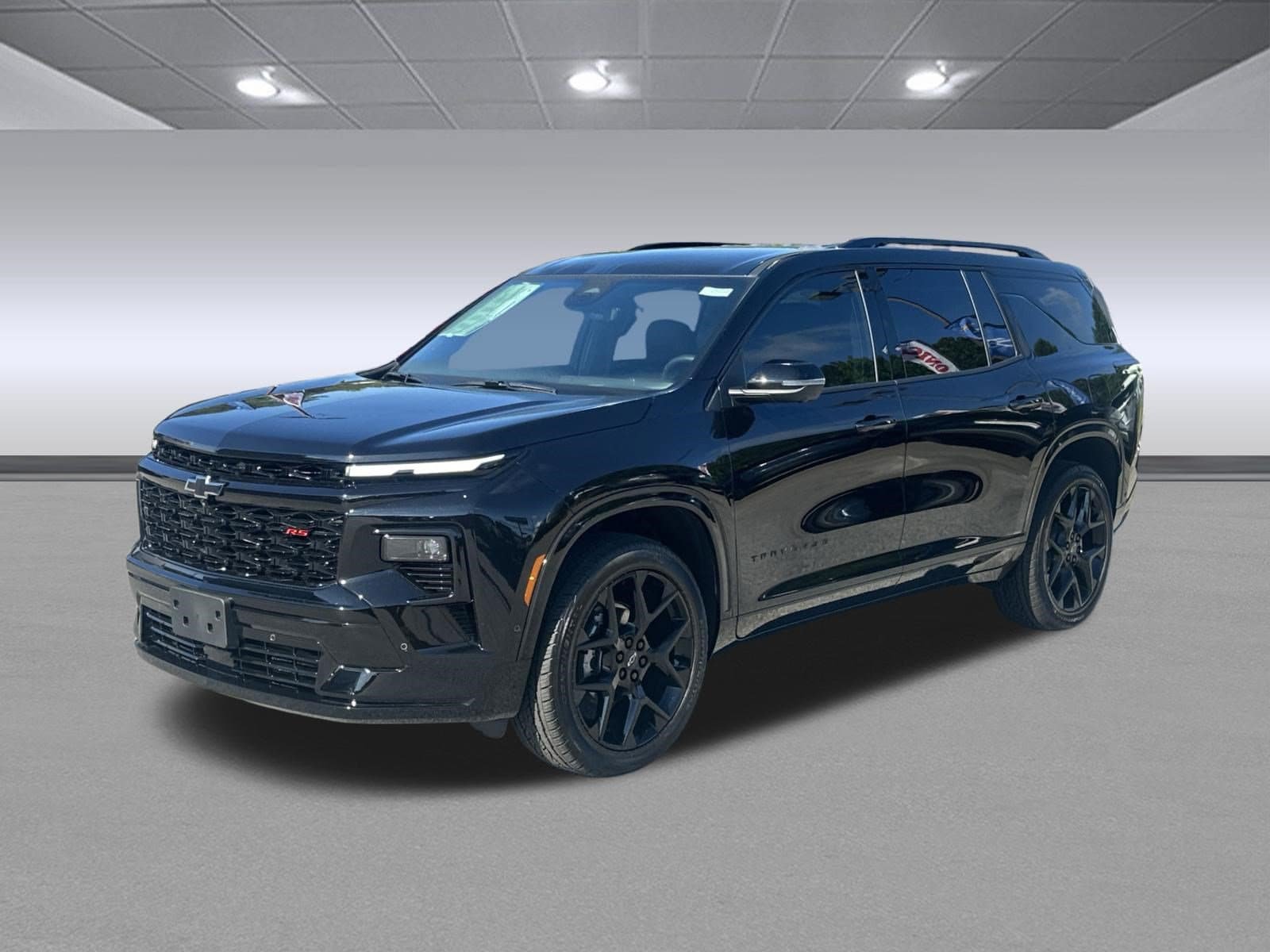 Used 2026 Chevrolet Traverse RS w/ LPO, Floor Liner Package FWD image 7