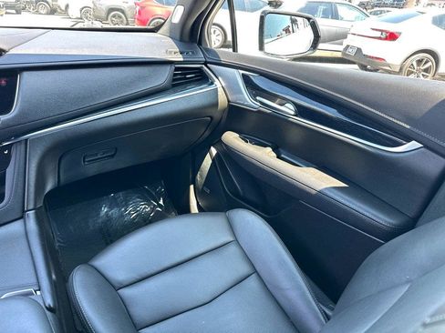 Used 2023 Cadillac XT5 Premium Luxury image 38